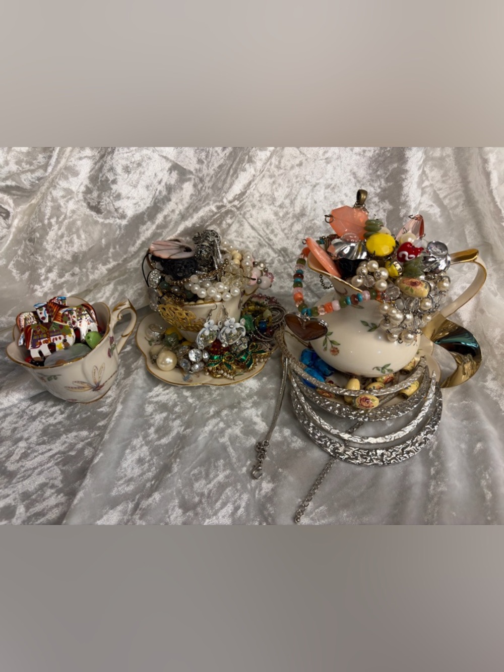 Vintage Assorted Costume Jewelry Lot with Pearls and Colorful Beads